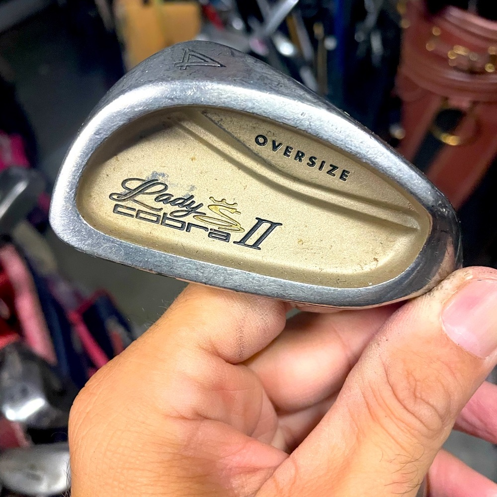 lady cobra 2 iron n4 in RH. 
Graphite shaft women’s flex
